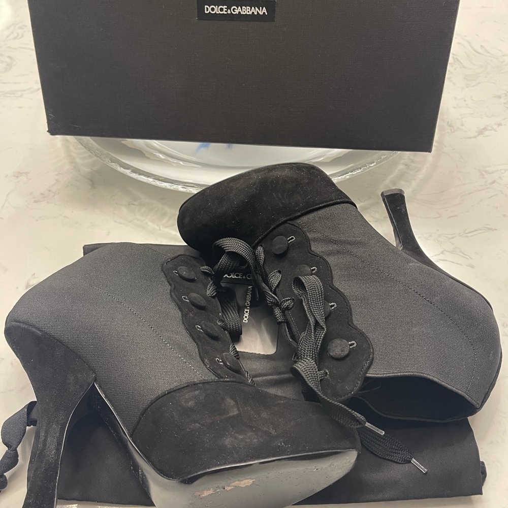 Dolce & Gabbana booties Euro 40 size 10 - Picture 3 of 9